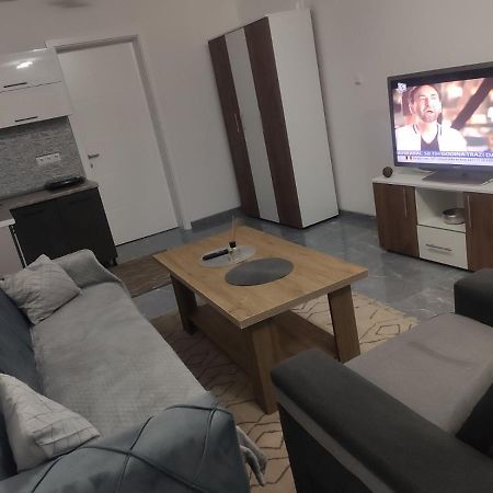 Ferienwohnung Neer Zivinice Exterior foto