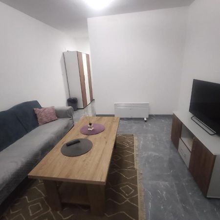 Ferienwohnung Neer Zivinice Exterior foto