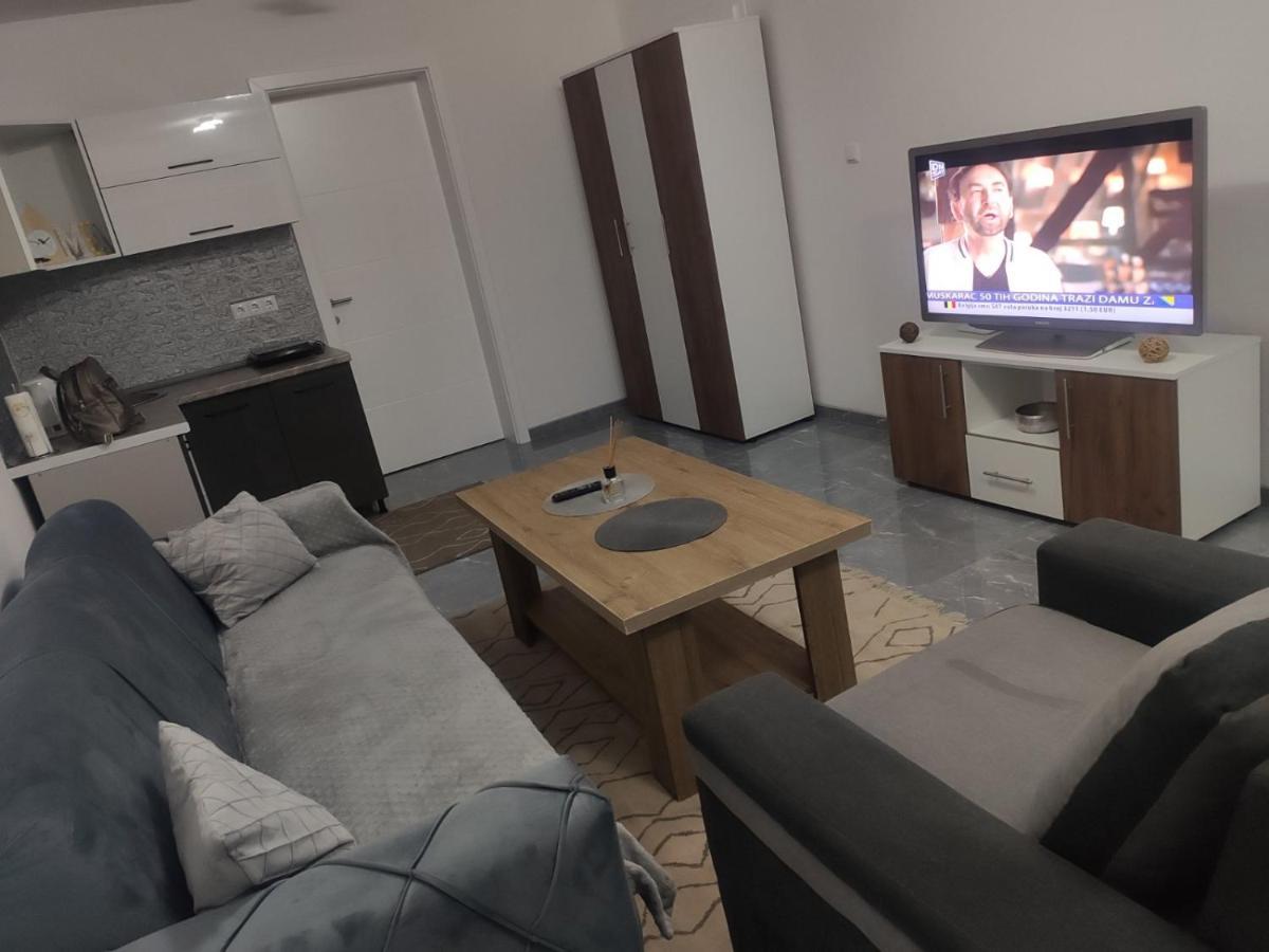 Ferienwohnung Neer Zivinice Exterior foto