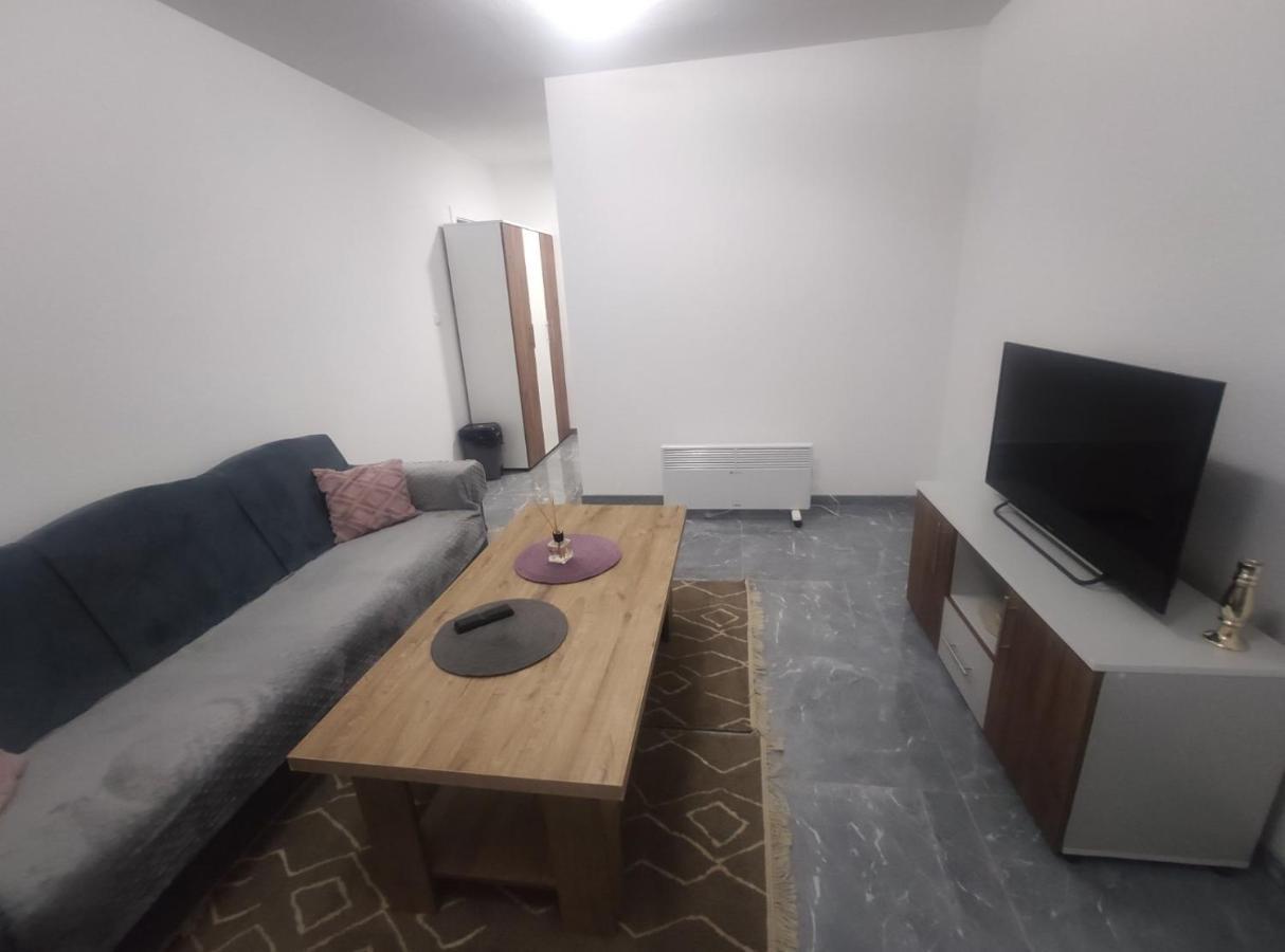 Ferienwohnung Neer Zivinice Exterior foto